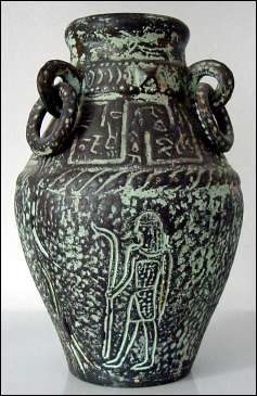 Vase containing the great pyramid builder Imhotep's brain, currently in possession of Paul Cooijmans.